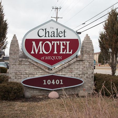 The Chalet Motel Mequon Ngoại thất bức ảnh