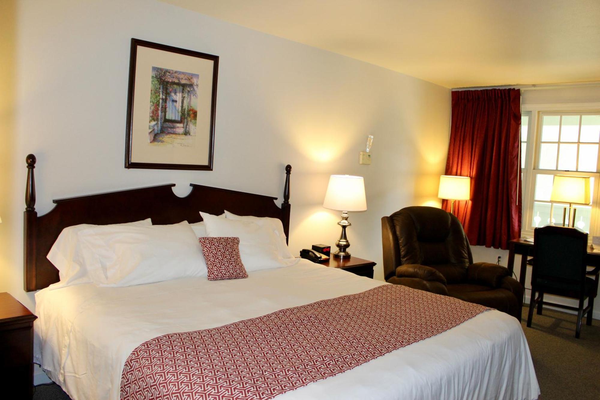 The Chalet Motel Mequon Ngoại thất bức ảnh